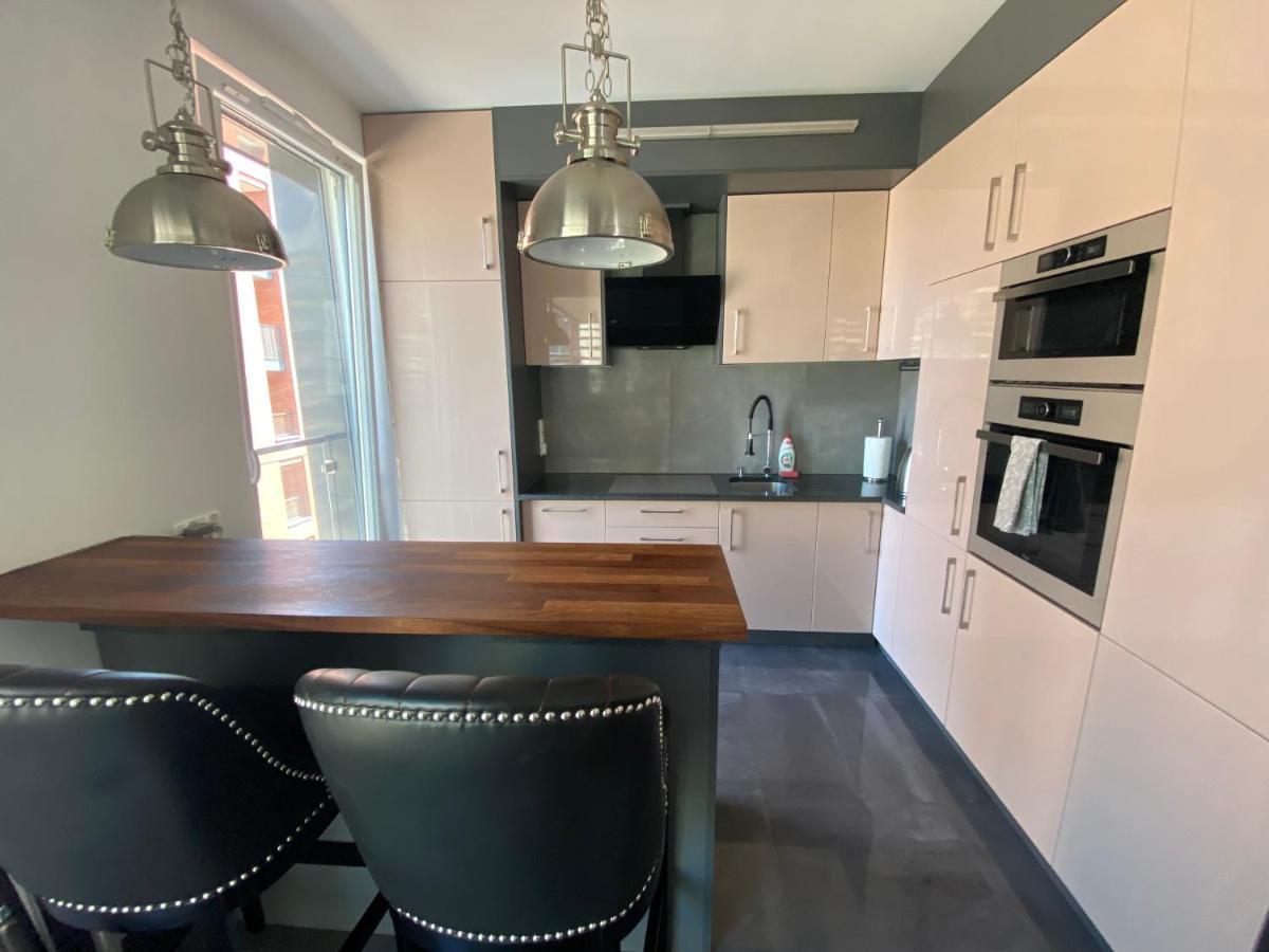 Apartament W Sercu Gdanska Z Parkingiem Podziemnym Esterno foto